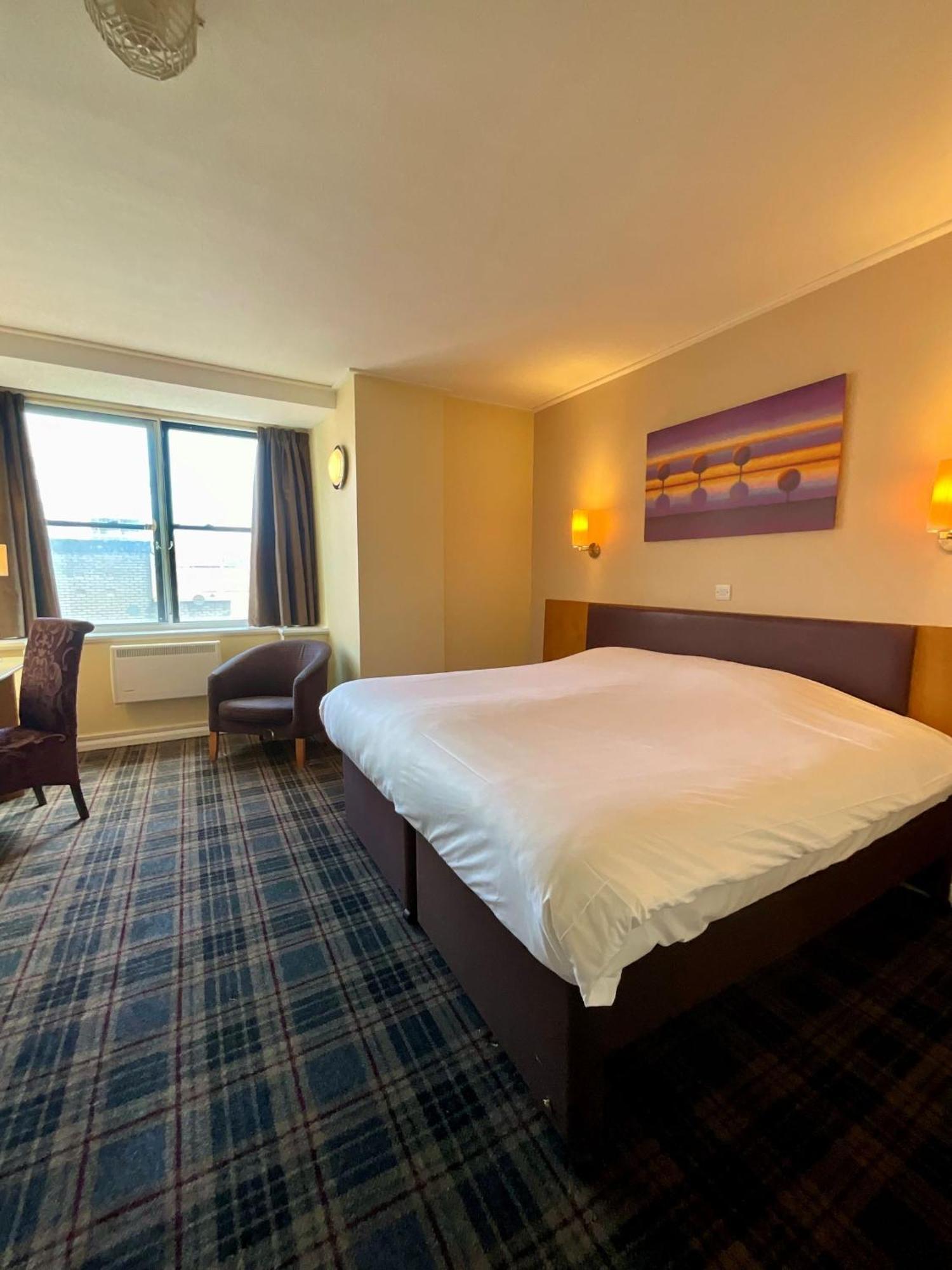 Britannia Inn Глазго Экстерьер фото